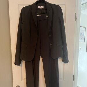 Calvin Klein Grey Suit Set Women’s Size 6 8